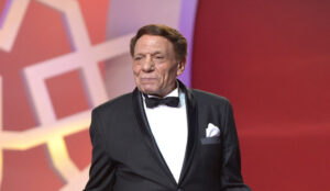 عادل إمام