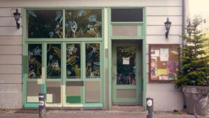 فيلم محض لقاء