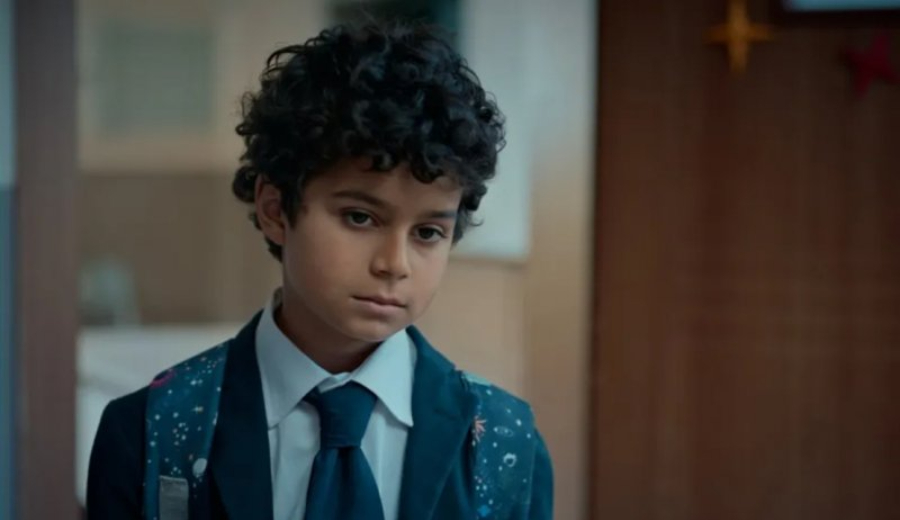 «سوار»... تأملات في الهوية بين الجينات والذاكرة