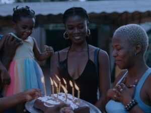 فيلم «سماء بلا أرض»