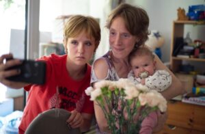 أمهات صغيرات... واقع على حافة الخيال