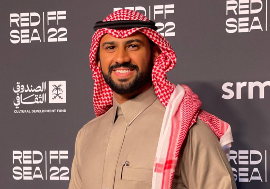 فيصل بالطيور… من صناعة الأفلام إلى قيادة مهرجان البحر الأحمر السينمائي