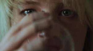 «مت يا حبيبي».. حكاية امرأة تتشظّى