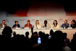 جولييت بينوش: مهرجان كانّ يواكب الحاضر بشكل متزايد