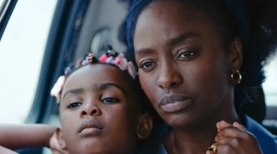 «سماء بلا أرض»... السينما الملتزمة المعاصرة تزور العالم العربي