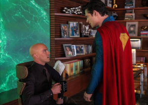 «سوبرمان» جيمس غن... الوقوف على الجانب الصحيح من التاريخ