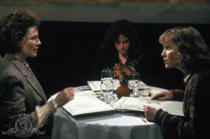 صمت يلف نفوسًا صاخبة.. عن الوقوع في حب بيرغمان