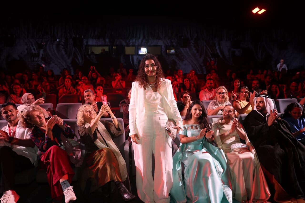 من «سيدة البحر» إلى «هجرة»: شهد أمين تكتب فصلًا جديدًا في فينيسيا