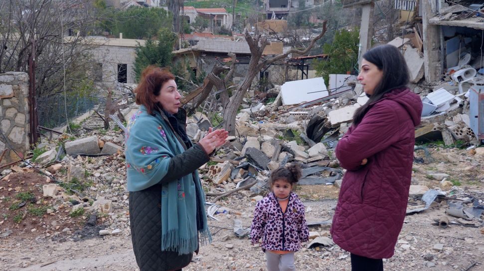 حكايات الأرض الجريحة