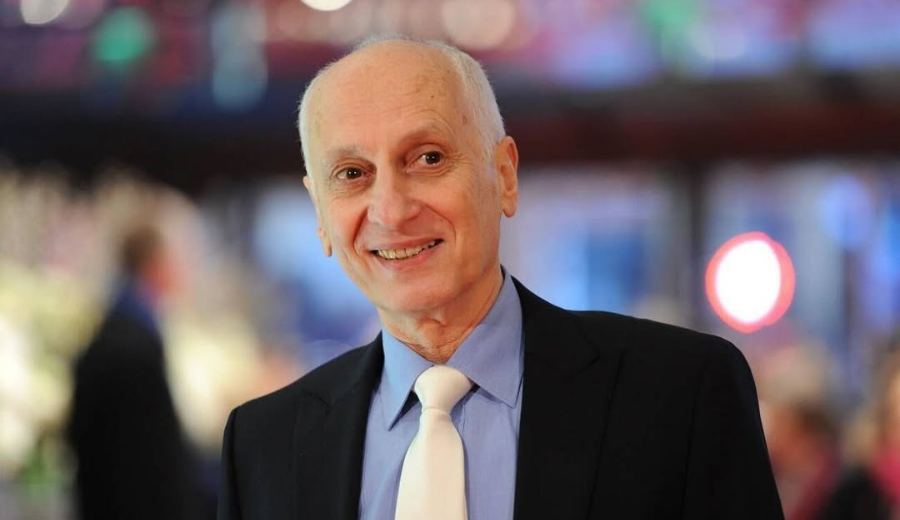 رحلةٌ في مخيال ميشال أوسلو (4): لا أُظهر احترامًا أخرق لمن جاءوا قبلي