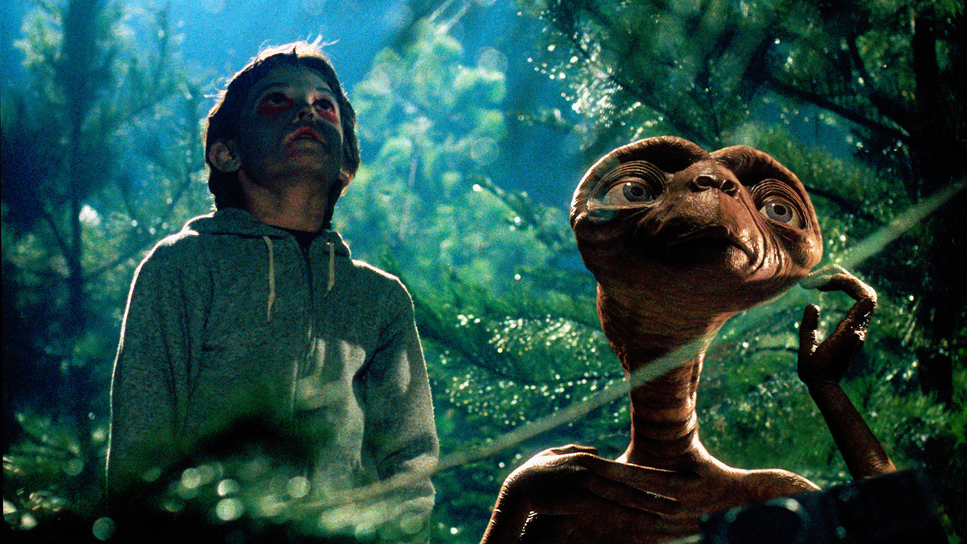 E.T. The Extra-Terrestrial (1982) 