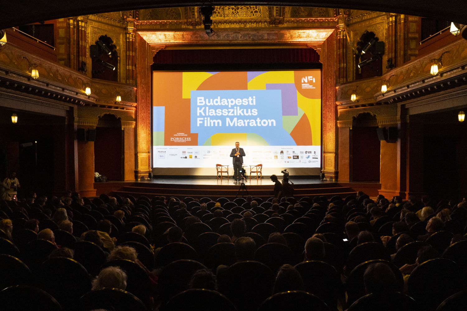 ماراثون بودابست.. لماذا نحتاج مهرجانًا للأفلام الكلاسيكية؟ 