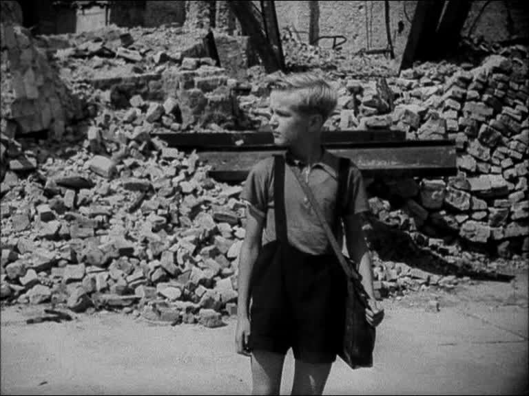 المدينة.. أول بطل في تاريخ السينما 