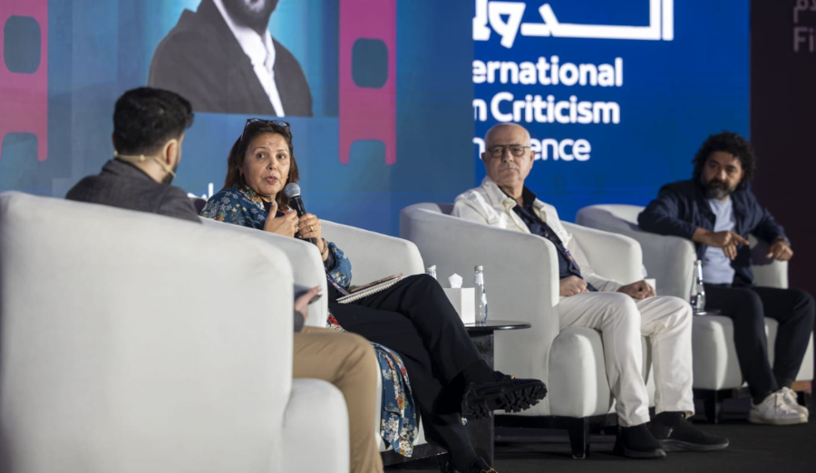 مؤتمر النقد السينمائي يفتح أسئلة الغربة والهوية في «السينما خارج الحدود»