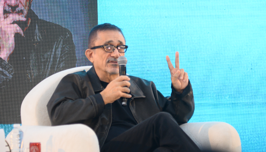 نوري بيلجي جيلان: أفضّل الممثلين المبتدئين في الأدوار الصغيرة لأنهم يفتحون مساحة للإبداع