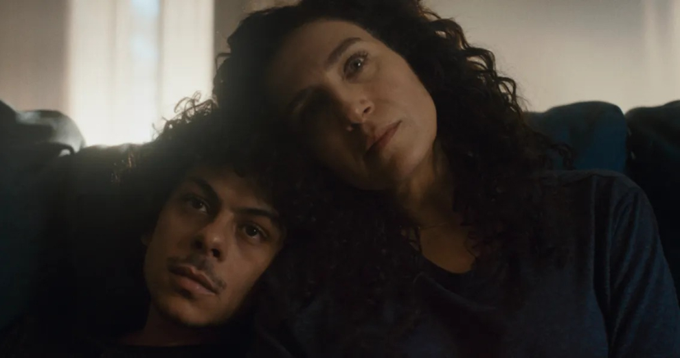 «غرق»… تشريح سقوط لأم وابنها