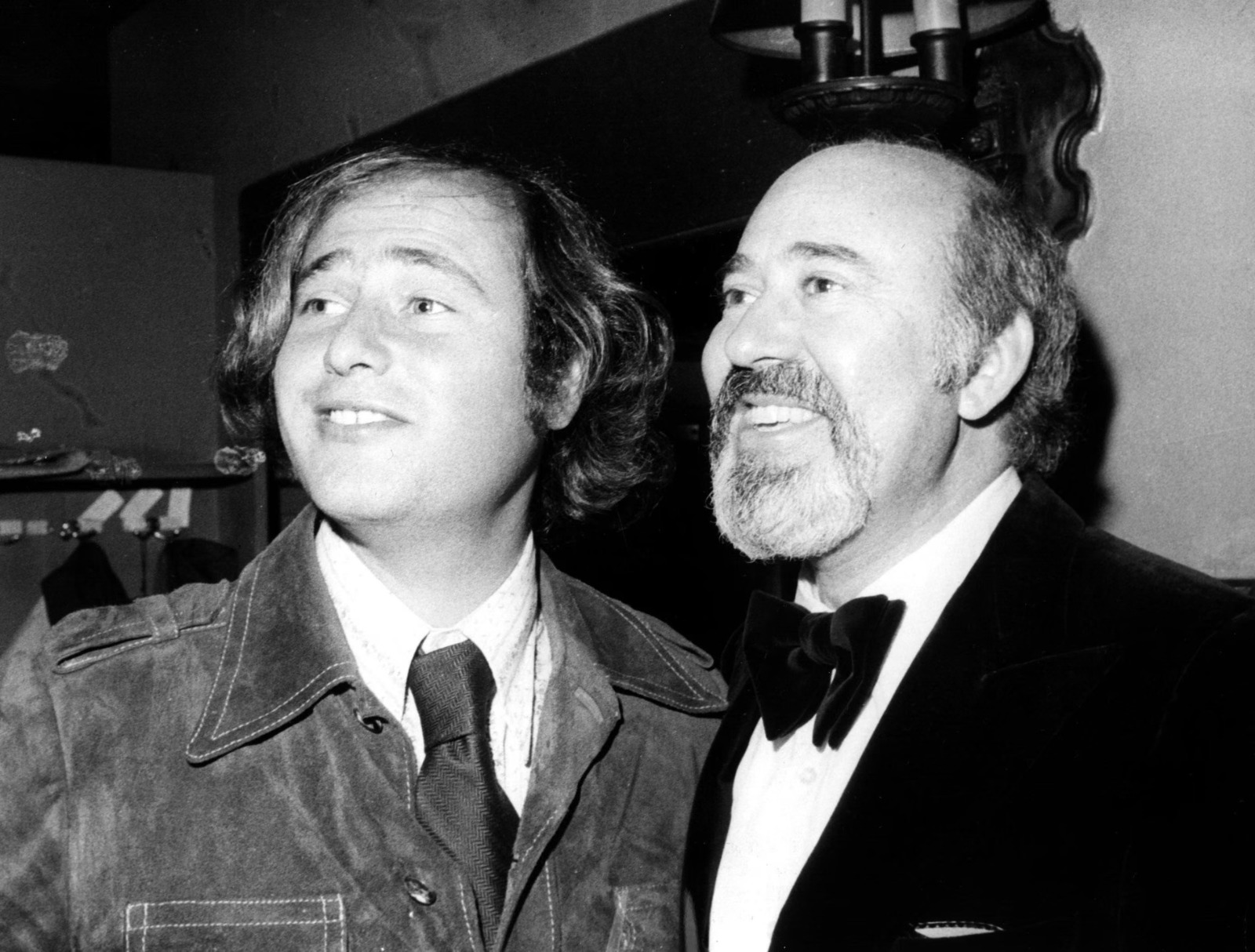 روب راينر مع والده كارل راينر (1971)