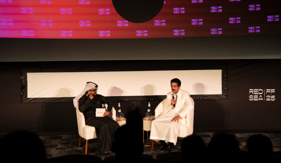 المخرج علي الكلثمي والناقد أحمد العياد