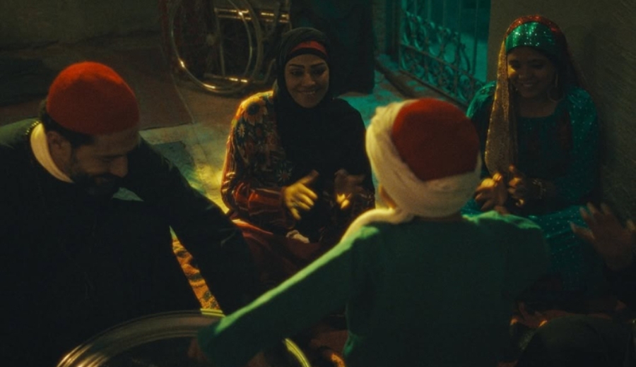 «آخر المعجزات»... حين يختلق الإنسان إيمانه لينجو