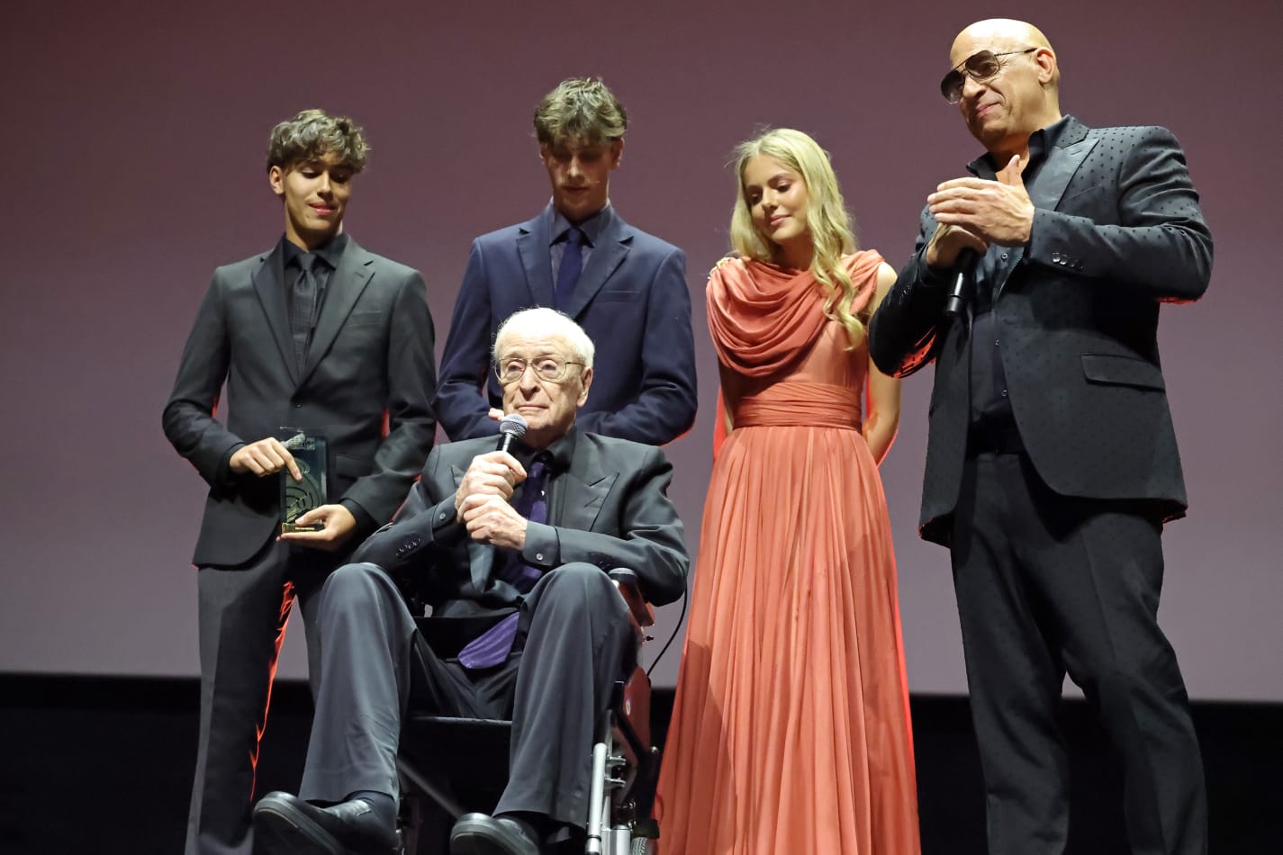 مايكل كين وأسرته- مهرجان البحر الأحمر السينمائي