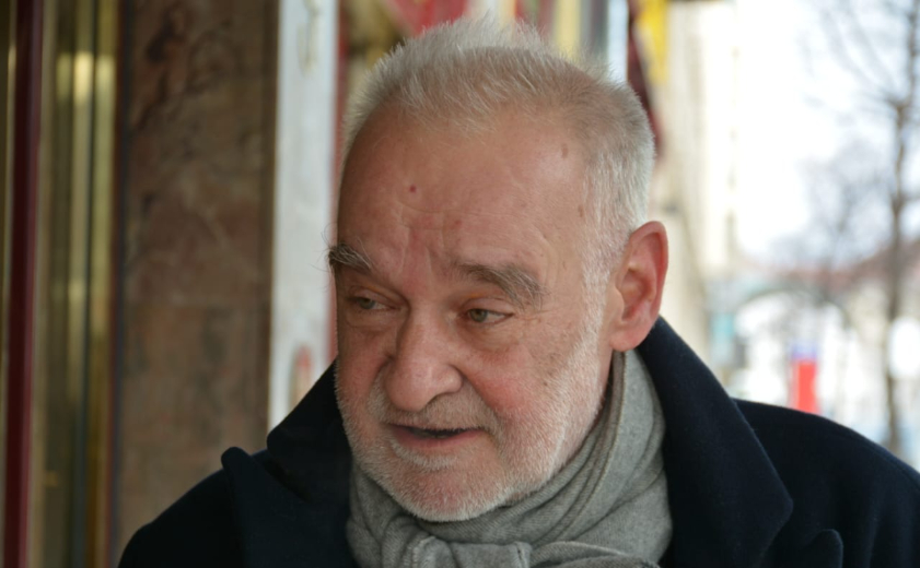 يوم سألتُ بيلا تار متى سيعود إلى السينما