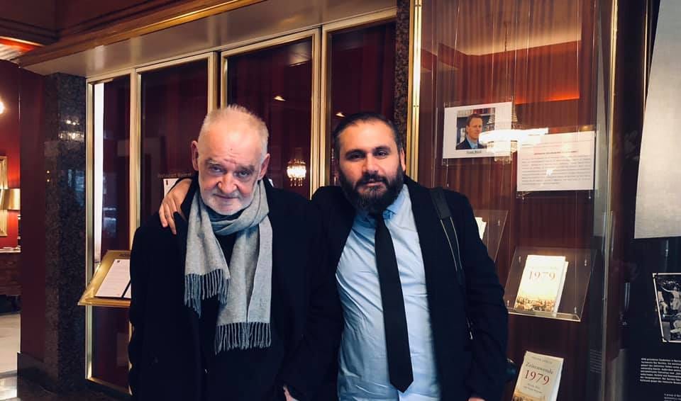 الناقد اللبناني هوفيك حبشيان وبيلا تار