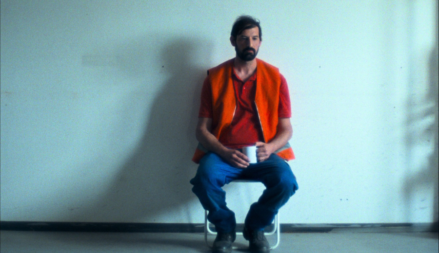 «زوجتي تبكي» لأنغيلا شانيلك في برلين: فيلم يتحدّى قواعد السرد