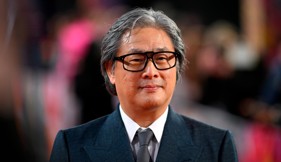 بارك تشان-ووك يرأس تحكيم كانّ 79... عودة مختلفة إلى الكرويزيت