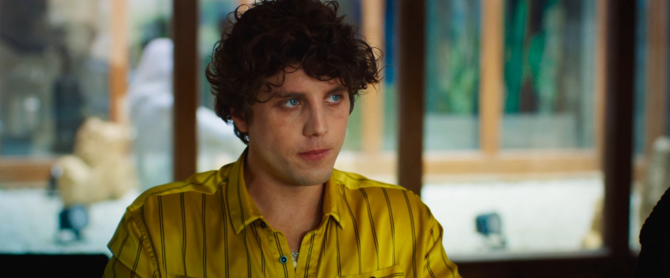 تشذيب شجيرات الورد