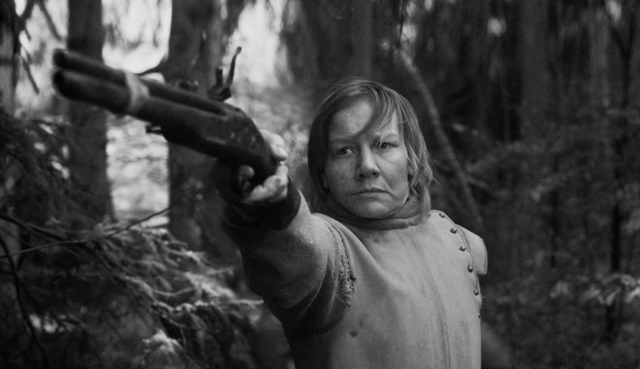 «روز»... لأنَّ الحياة أسهل في بناطيل الرجال