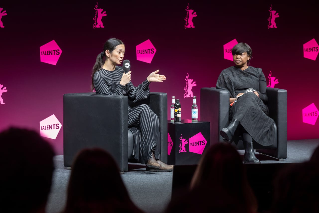  المخرجة الصينية كلوي تشاو