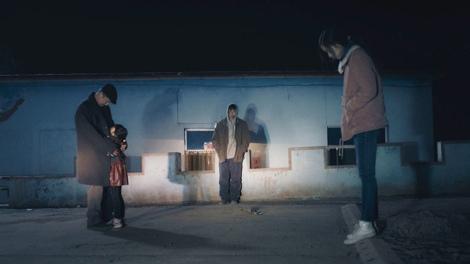 an elephant sitting still (2018)2