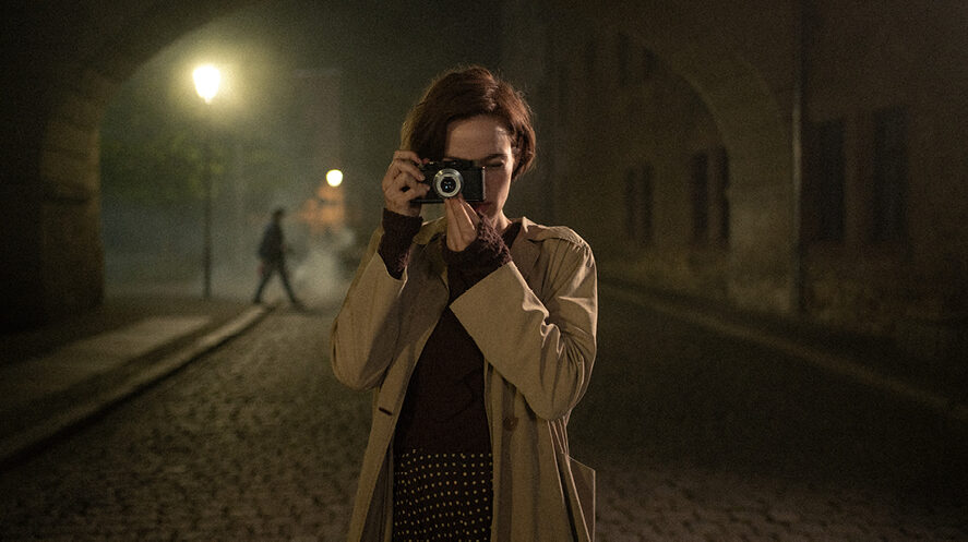 La Ragazza con la Leica