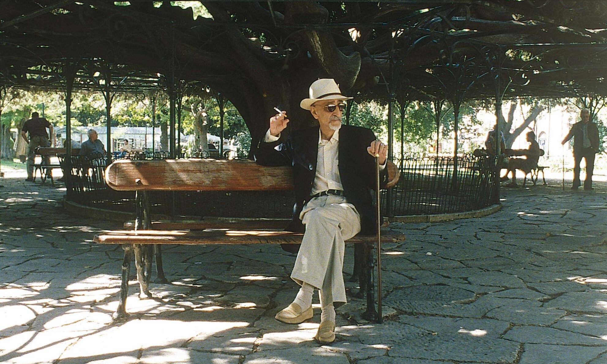 Vai~E~Vem (2003)