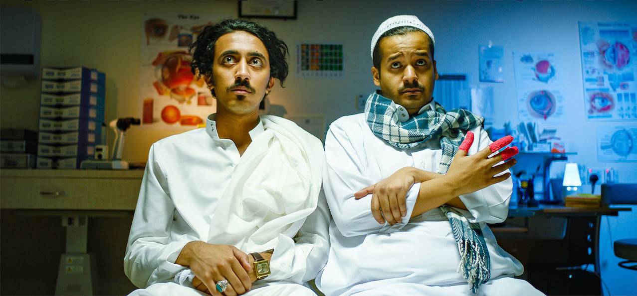 ستة شبابيك في الصحراء
